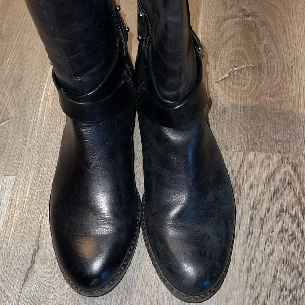 Vince Camuto vince camuto
